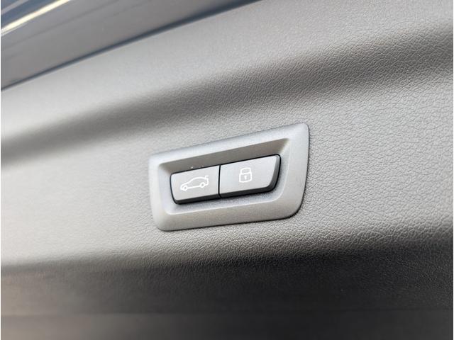 Ｘ１ ｓＤｒｉｖｅ　１８ｉ　Ｍスポーツ　ハイラインパッケージ／テクノロジーパッケージ／カーブドディスプレイナビゲーション／シートヒーター／全周囲カメラ／アクティブクルーズコントロール／１８ＡＷ／禁煙／デモカー（50枚目）