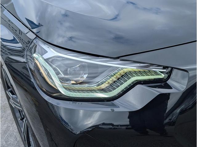 ２シリーズ ２２０ｉクーペ　Ｍスポーツ　ハイラインパッケージ　ハイラインパッケージ／コンフォートパッケージ／レッドレザーシート／カーブドディスプレイナビゲーション／シートヒーター／アクティブクルーズコントロール／１８ＡＷ／禁煙／ワンオーナー（11枚目）