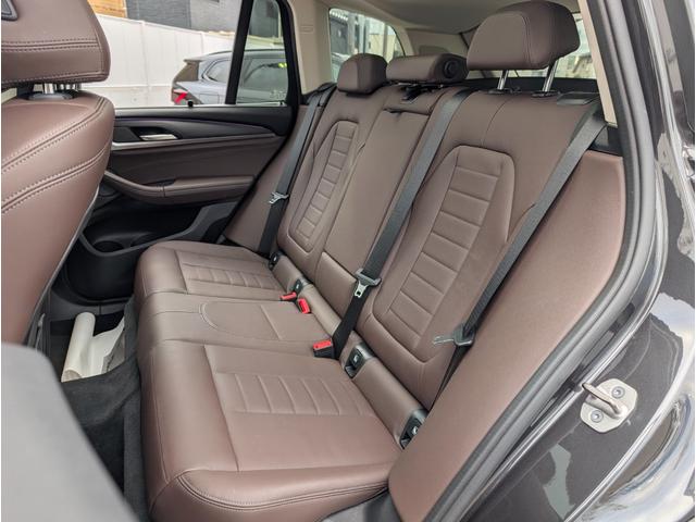 Ｘ３ ｘＤｒｉｖｅ　２０ｄ　Ｘライン　ハイラインパッケージ　ハーマンカードンスピーカ／モカレザーシート／ウッドパネル／純正ナビゲーション／全周囲カメラ／アクティブクルーズコントロール／１９ＡＷ／禁煙（38枚目）