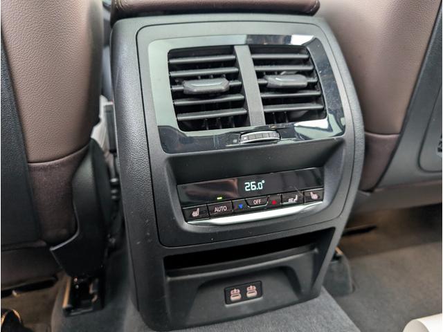 Ｘ３ ｘＤｒｉｖｅ　２０ｄ　Ｘライン　ハイラインパッケージ　ハーマンカードンスピーカ／モカレザーシート／ウッドパネル／純正ナビゲーション／全周囲カメラ／アクティブクルーズコントロール／１９ＡＷ／禁煙（43枚目）