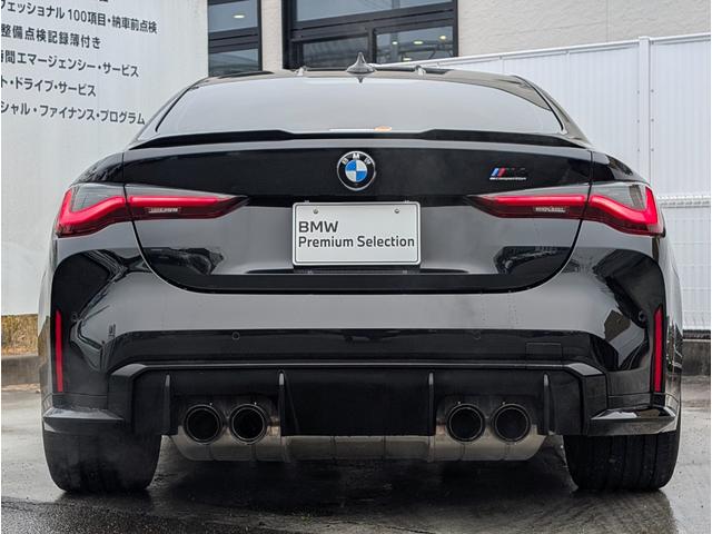 Ｍ４ Ｍ４クーペ　コンペティション　フロントベンチレーションシート／パーキングアシストプラス／ピアノブラックパネル／社外地デジチューナー／純正ナビゲーション／全周囲カメラ／１９・２０インチホイール／禁煙／ワンオーナー（6枚目）