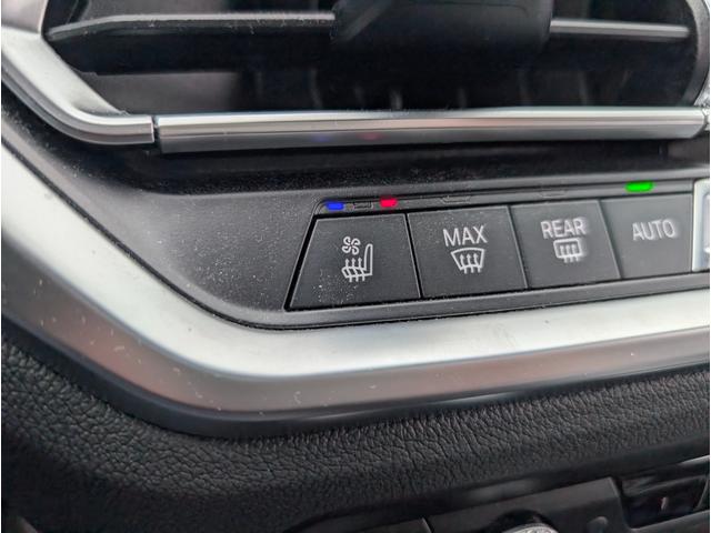 Ｍ４ Ｍ４クーペ　コンペティション　フロントベンチレーションシート／パーキングアシストプラス／ピアノブラックパネル／社外地デジチューナー／純正ナビゲーション／全周囲カメラ／１９・２０インチホイール／禁煙／ワンオーナー（21枚目）