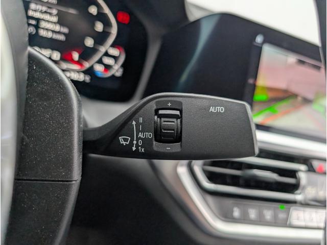 Ｍ４ Ｍ４クーペ　コンペティション　フロントベンチレーションシート／パーキングアシストプラス／ピアノブラックパネル／社外地デジチューナー／純正ナビゲーション／全周囲カメラ／１９・２０インチホイール／禁煙／ワンオーナー（32枚目）