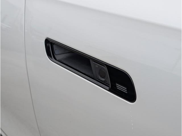 �R���t�H�[�g�A�N�Z�X�����ł��B�h�A�n���h���ɐG��ăh�A�̊J���\�ł��B