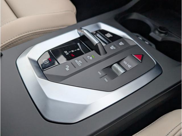 １シリーズ １２０　Ｍスポーツ　ハイラインパッケージ　ハイラインパッケージ／テクノロジーパッケージ／カーブドディスプレイナビゲーション／シートヒーター／電動リヤゲート／アクティブクルーズコントロール／１８ＡＷ／禁煙／デモカー（21枚目）