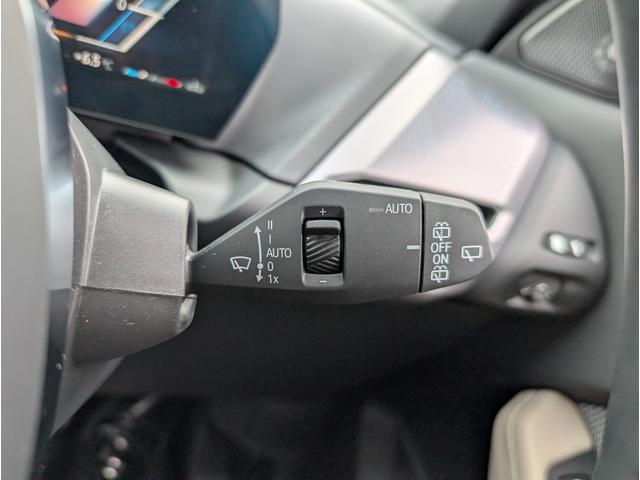 １シリーズ １２０　Ｍスポーツ　ハイラインパッケージ　ハイラインパッケージ／テクノロジーパッケージ／カーブドディスプレイナビゲーション／シートヒーター／電動リヤゲート／アクティブクルーズコントロール／１８ＡＷ／禁煙／デモカー（27枚目）