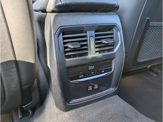 ���A�Ȃɂ̓^�C�v�b�̂t�r�a�|�[�g���������܂��B