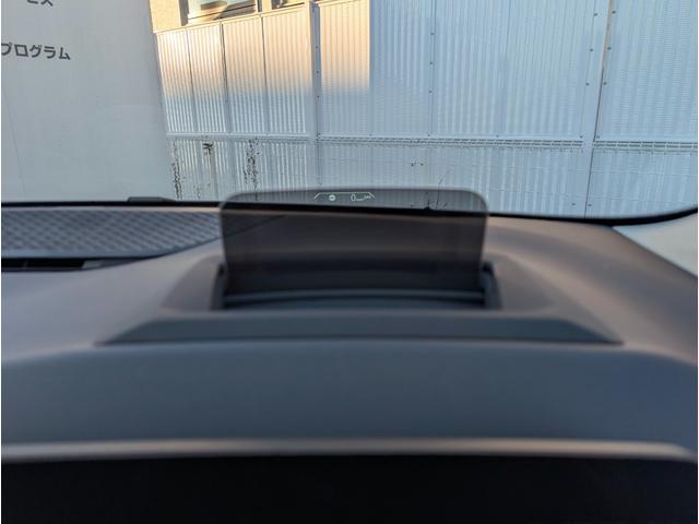 �w�b�h�A�b�v�f�B�X�v���C�����ł��B�^�]���̎��E�ɗl�X�ȏ�񂪓��e����܂��B