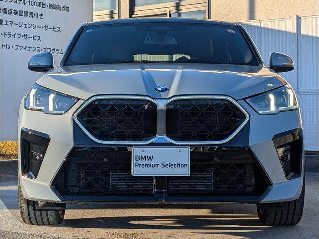 Ｘ２ ｘＤｒｉｖｅ　２０ｉ　Ｍスポーツハイラインパッケージ　ハイラインパッケージ／パノラマガラスサンルーフ／ステアリングヒーター／カーブドディスプレイナビゲーション／モカレザーシート／全周囲カメラ／２０ＡＷ／禁煙／レンタカーアップ（4枚目）
