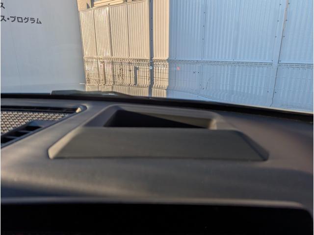 Ｘ２ ｘＤｒｉｖｅ　２０ｉ　Ｍスポーツハイラインパッケージ　ハイラインパッケージ／パノラマガラスサンルーフ／ステアリングヒーター／カーブドディスプレイナビゲーション／モカレザーシート／全周囲カメラ／２０ＡＷ／禁煙／レンタカーアップ（23枚目）