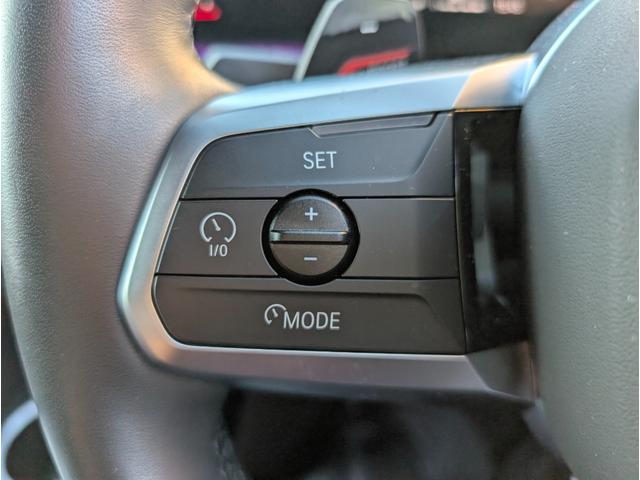 Ｘ２ ｘＤｒｉｖｅ　２０ｉ　Ｍスポーツハイラインパッケージ　ハイラインパッケージ／パノラマガラスサンルーフ／ステアリングヒーター／カーブドディスプレイナビゲーション／モカレザーシート／全周囲カメラ／２０ＡＷ／禁煙／レンタカーアップ（25枚目）