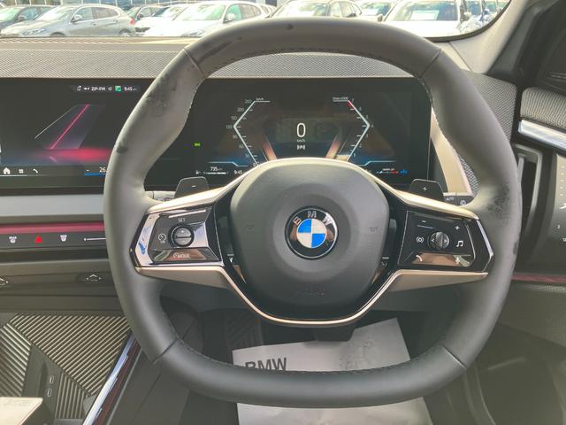 Ｘ３ ２０　ｘＤｒｉｖｅ　Ｘライン　アイコニックグロー／ＵＶカットガラス／全周囲カメラ／車内カメラ／ハーマンカードンスピーカー／アクティブクルーズコントロール／１９ＡＷ／禁煙／デモカー（21枚目）