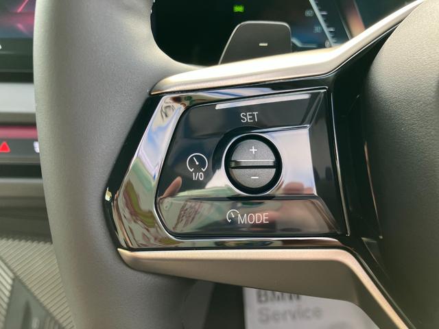 Ｘ３ ２０　ｘＤｒｉｖｅ　Ｘライン　アイコニックグロー／ＵＶカットガラス／全周囲カメラ／車内カメラ／ハーマンカードンスピーカー／アクティブクルーズコントロール／１９ＡＷ／禁煙／デモカー（22枚目）