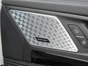 ｘＤｒｉｖｅ　３０　Ｍスポーツ　ハイラインパッケージ　ＬＥＤヘッドライト　コンフォートアクセス　オイスターレザーシート　シートヒーター　全周囲カメラ　ステアリングヒーター　２０ＡＷ　禁煙　ワンオーナー（14枚目）