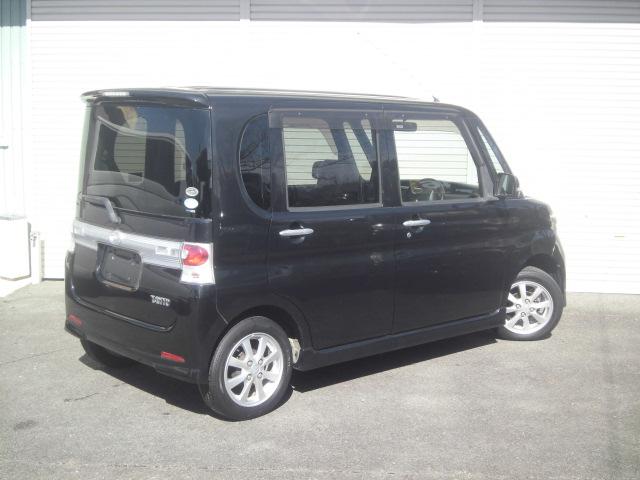 タント カスタムＸリミテッド　整備保証付き　禁煙車　パワースライドドア　スマートキー　ＡＢＳ　ＣＶＴ　純正１４インチアルミ　フルエアロ（8枚目）