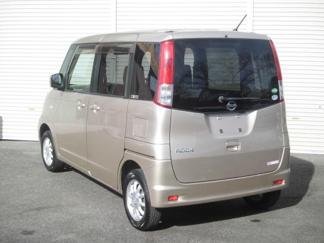 ルークス Ｅ　整備保証付き　禁煙車　ナビ＆フルセグ＆バックカメラ　ＡＢＳ　ＣＶＴ　スマートキー２個有り（24枚目）