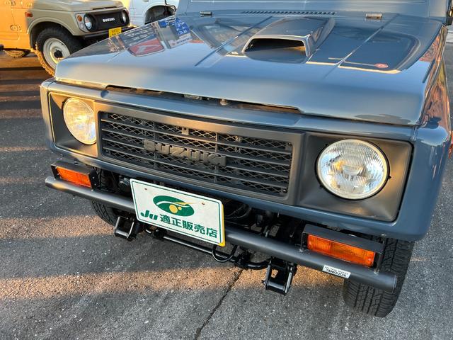 ジムニー ランドベンチャー　ＪＡ１１－５型最終ブルーツートン全塗装　　圧縮圧力測定済　ＴベルトＷポンプ交換済　フロントタニグチＢＰ　ホイル塗装　ジオランダーＡＴ　ナルディーウッドＣＤ　ＥＴＣ　皮調シートカバー（10枚目）