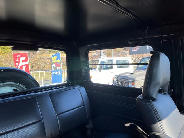 ジムニー スコットリミテッド　ＪＡ１１Ｖ改３インチリフト公認車検対応車輛　圧縮圧力測定済　前後ブラックバンパー　ナンバー移動　ホイル塗装ジオランダー１８５－８５－１６新品　社外ハンドル　タンクガード　検対応マフラー皮調シートカバー（25枚目）