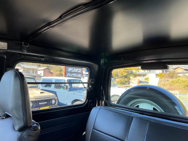 ジムニー スコットリミテッド　ＪＡ１１Ｖ改３インチリフト公認車検対応車輛　圧縮圧力測定済　前後ブラックバンパー　ナンバー移動　ホイル塗装ジオランダー１８５－８５－１６新品　社外ハンドル　タンクガード　検対応マフラー皮調シートカバー（37枚目）