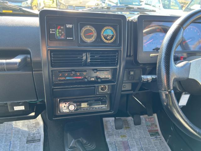 ジムニー スコットリミテッド　ＪＡ１１Ｖ改３インチリフト公認車検対応車輛　圧縮圧力測定済　前後ブラックバンパー　ナンバー移動　ホイル塗装ジオランダー１８５－８５－１６新品　社外ハンドル　タンクガード　検対応マフラー皮調シートカバー（38枚目）