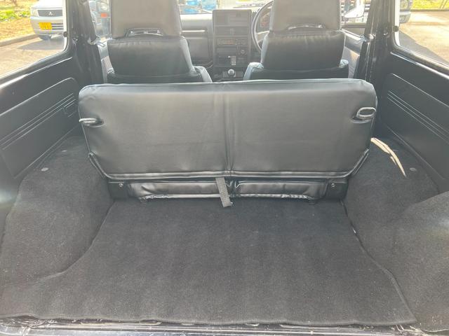 ジムニー ＨＣ　ＪＡ１１－４型Ｔベルト交換済　圧縮圧力測定済　前後ブラックバンパー　ナンバー移動　皮調シートカバー　ホイル塗装　ジオランダー新品（25枚目）