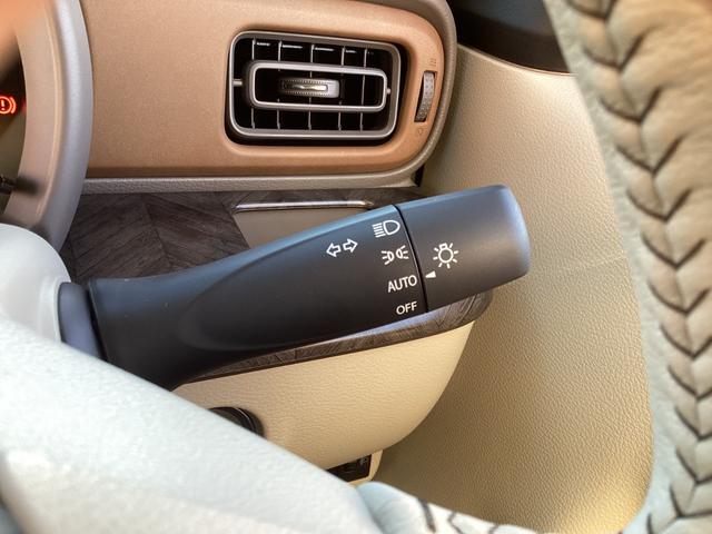 アルトラパン ハイブリッドＸ　届出済未使用車　衝突軽減ブレーキ　スマートキー　プッシュスタート　シートヒーター　オートライト　ＬＥＤヘッドランプ　電動格納ミラー　ベンチシート　フルフラット　オートエアコン　革巻きステアリング（29枚目）