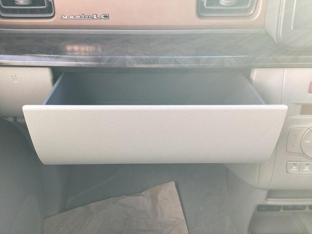 アルトラパン ハイブリッドＸ　届出済未使用車　衝突軽減ブレーキ　スマートキー　プッシュスタート　シートヒーター　オートライト　ＬＥＤヘッドランプ　電動格納ミラー　ベンチシート　フルフラット　オートエアコン　革巻きステアリング（35枚目）