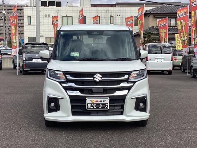 ソリオ ハイブリッドＭＺ　登録済未使用車　衝突軽減ブレーキ　両側電動スライドドア　オートライト　ＬＥＤヘッドライト　スマートキー　プッシュスタート　ヘッドアップディスプレイ　クルーズコントロール　シートヒーター　ウォークスルー（12枚目）