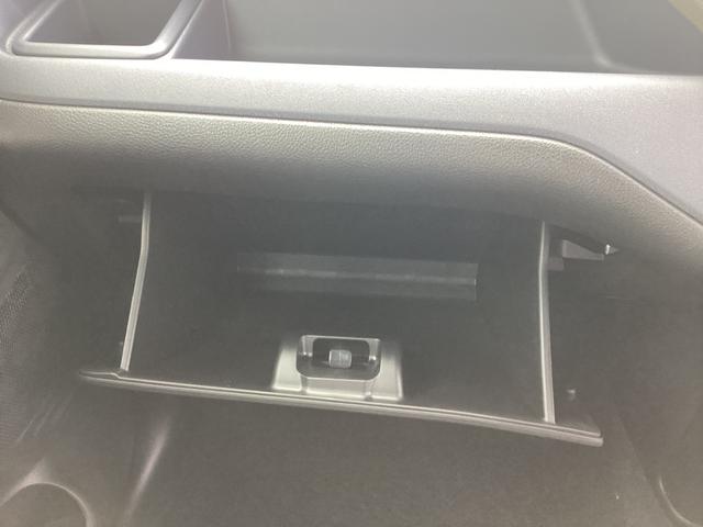 ソリオ ハイブリッドＭＺ　登録済未使用車　衝突軽減ブレーキ　両側電動スライドドア　オートライト　ＬＥＤヘッドライト　スマートキー　プッシュスタート　ヘッドアップディスプレイ　クルーズコントロール　シートヒーター　ウォークスルー（30枚目）