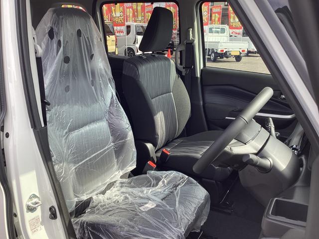 ソリオ ハイブリッドＭＺ　登録済未使用車　衝突軽減ブレーキ　両側電動スライドドア　オートライト　ＬＥＤヘッドライト　スマートキー　プッシュスタート　ヘッドアップディスプレイ　クルーズコントロール　シートヒーター　ウォークスルー（35枚目）