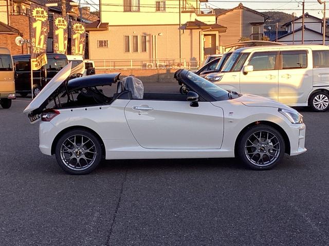 コペン ＧＲ　スポーツ　キーフリー　セキュリティ　バックソナー　運転席エアバッグ　フルオートエアコン　パワステ　パワーウィンドー　ＡＢＳ　両席エアバック　運転席シートヒーター　ＶＳＡ（22枚目）