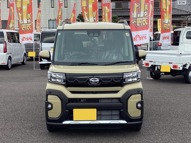 タント ファンクロス　コーナーソナー　踏み間違い防止　ＡＨＢ　シートＨ　フルフラット　両側オートスライドドア　車線逸脱警報　セキュリティ　衝突安全ボディ　ＬＥＤヘッドライト　ルーフレール　キーフリーシステム　スマートキー（17枚目）