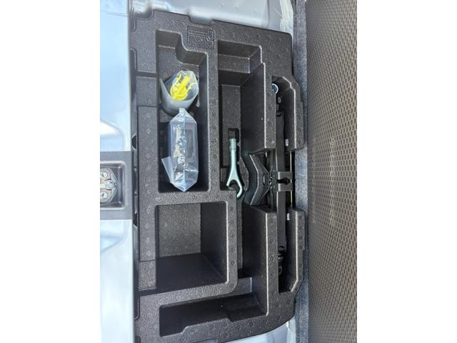 ミライース Ｌ　ＳＡＩＩＩ　キーフリー　アイドリングストップ付き　デュアルエアバッグ　盗難防止機能　ＡＡＣ　エアーバッグ　オートハイビーム　パワーハンドル　安全ボディ　ＡＢＳ　前後バンパーセンサー　横滑り防止装置付き（31枚目）