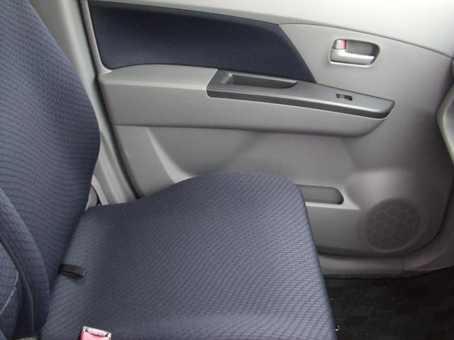 ワゴンＲ ＦＸ　純正ＣＤ　キーレス（15枚目）