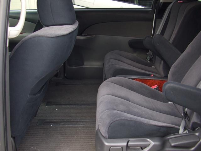 エスティマ ２．４アエラス　Ｇエディション　グー故障診断実施済　ナビ　地デジ　バックカメラ　パワースライドドア（8枚目）