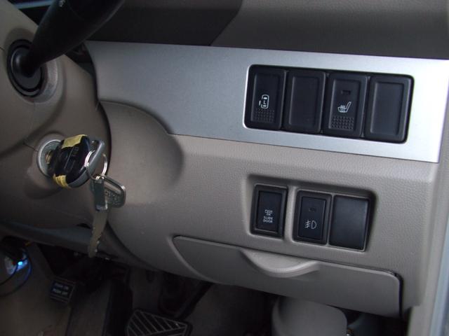 エブリイワゴン ＰＺターボ　グー故障診断実施済　ワンオーナー　４ＷＤ　ナビ　ＨＩＤ　キーレス（17枚目）