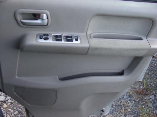 エブリイワゴン ＰＺターボ　グー故障診断実施済　ワンオーナー　４ＷＤ　ナビ　ＨＩＤ　キーレス（18枚目）