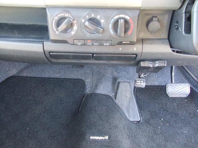 ワゴンＲ ＦＸ－Ｓリミテッド　純正ＣＤ　キーレス（13枚目）