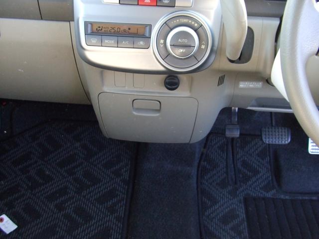 タント Ｘリミテッド　純正ＣＤ　インテリキー　パワースライドドア（12枚目）