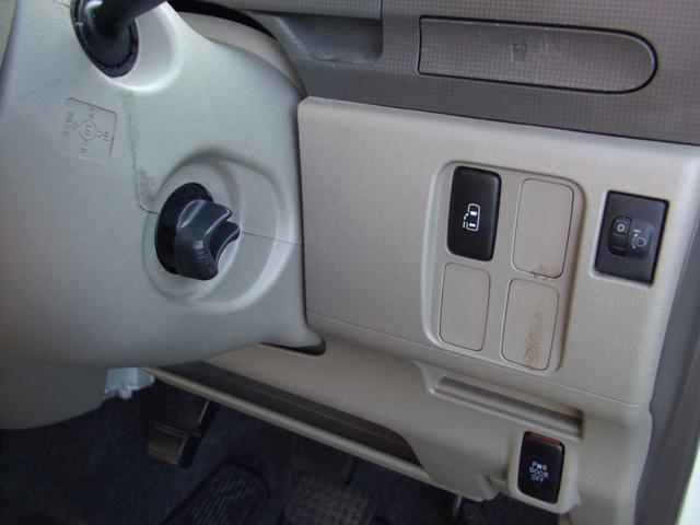 タント Ｘリミテッド　純正ＣＤ　インテリキー　パワースライドドア（15枚目）