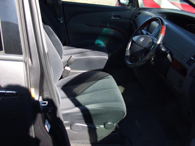 エスティマ ２．４アエラス　Ｇエディション　ナビ　地デジ　バックカメラ　フリップダウンモニター　両面パワースライドドア（9枚目）