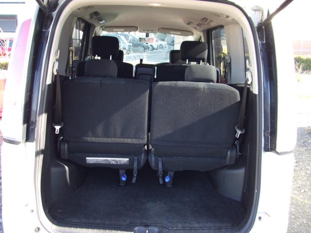 セレナ ２０Ｓ　グー故障診断実施済み　ナビ　地デジ　バックカメラ　パワースライドドア（7枚目）