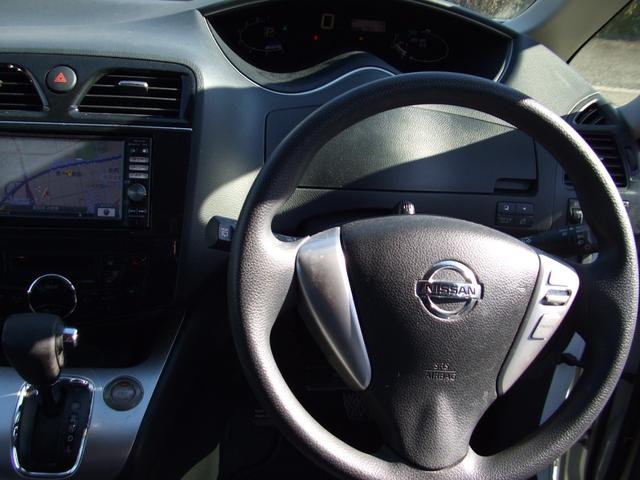 セレナ ２０Ｓ　グー故障診断実施済み　ナビ　地デジ　バックカメラ　パワースライドドア（11枚目）