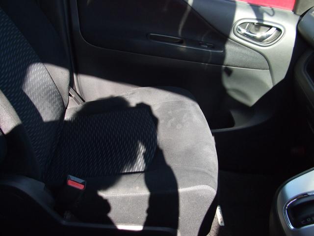 セレナ ２０Ｓ　グー故障診断実施済み　ナビ　地デジ　バックカメラ　パワースライドドア（14枚目）