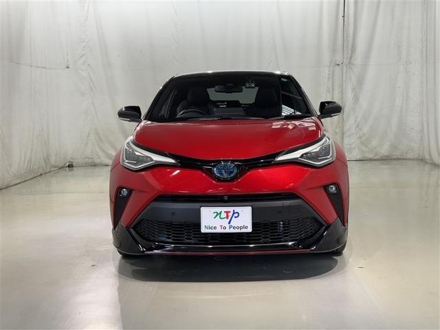 Ｃ－ＨＲ Ｇ　モード　ネロ　セーフティプラス　衝突被害軽減システム　バックカメラ　ＥＴＣ　ドラレコ　ミュージックプレイヤー接続可　オートクルーズコントロール　ＬＥＤヘッドランプ　スマートキー　キーレス　ハイブリッド（3枚目）