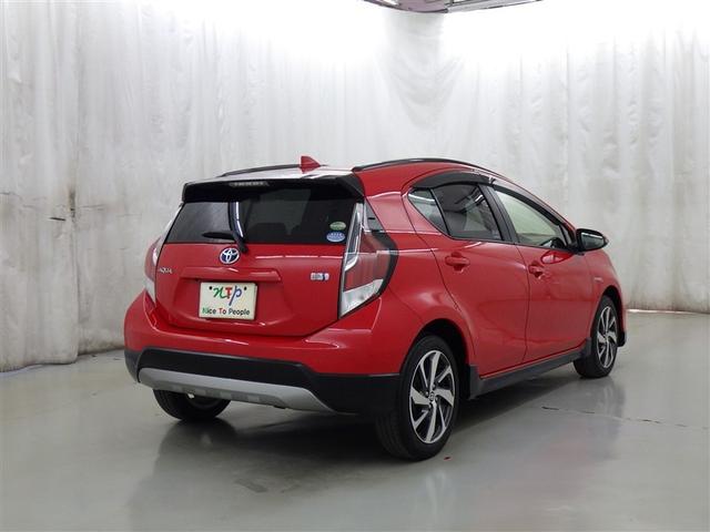 アクア X-アーバン ソリッド 衝突被害軽減システム フルセグ バックカメラ ETC ドラレコ CD ミュージックプレイヤー接続可 DVD再生 LEDヘッドランプ スマートキー キーレス ハイブリッド(6枚目)