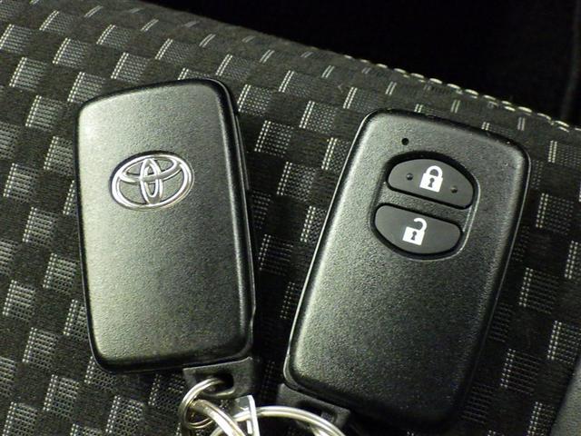 アクア X-アーバン ソリッド 衝突被害軽減システム フルセグ バックカメラ ETC ドラレコ CD ミュージックプレイヤー接続可 DVD再生 LEDヘッドランプ スマートキー キーレス ハイブリッド(22枚目)