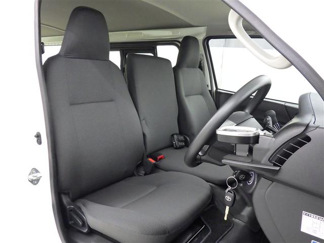 ハイエースバン ＤＸ　衝突被害軽減システム　メモリーナビ　フルセグ　バックカメラ　ＥＴＣ　ドラレコ　ＣＤ　ミュージックプレイヤー接続可　ＤＶＤ再生　ＬＥＤヘッドランプ　乗車定員６人　キーレス　ディーゼル　ワンオーナー（19枚目）