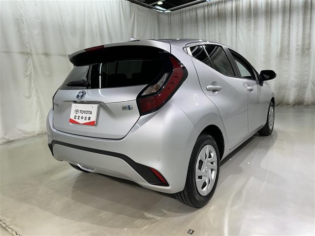 アクア Ｘ　衝突被害軽減システム　メモリーナビ　フルセグ　バックカメラ　ＥＴＣ　ドラレコ　ＣＤ　ミュージックプレイヤー接続可　ＤＶＤ再生　オートクルーズコントロール　ＬＥＤヘッドランプ　スマートキー　キーレス（6枚目）