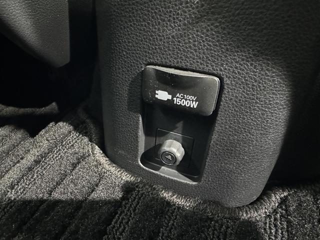 アクア Ｘ　衝突被害軽減システム　メモリーナビ　フルセグ　バックカメラ　ＥＴＣ　ドラレコ　ＣＤ　ミュージックプレイヤー接続可　ＤＶＤ再生　オートクルーズコントロール　ＬＥＤヘッドランプ　スマートキー　キーレス（28枚目）